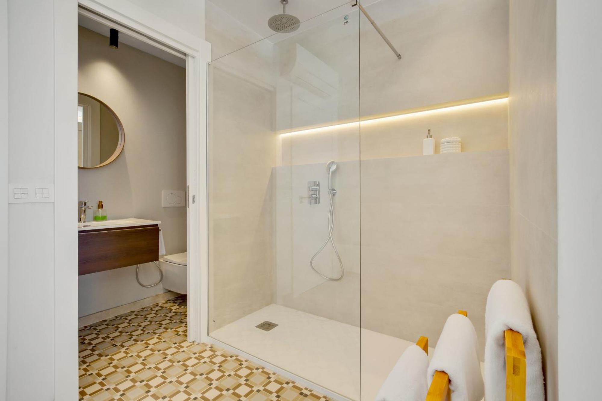 Santa Clara Modern & Exclusive Seafront Apartment Torremolinos Exterior foto