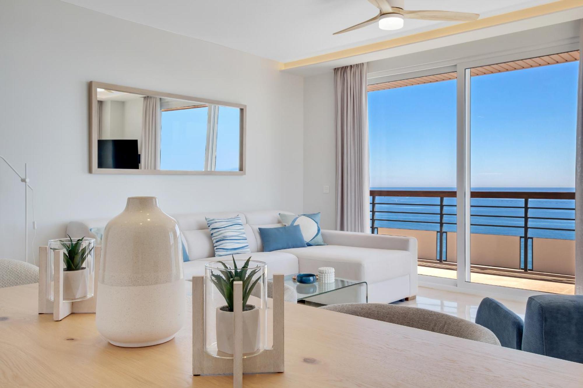 Santa Clara Modern & Exclusive Seafront Apartment Torremolinos Exterior foto