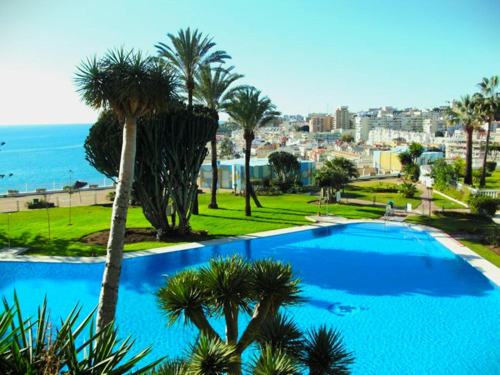 Santa Clara Modern & Exclusive Seafront Apartment Torremolinos Exterior foto